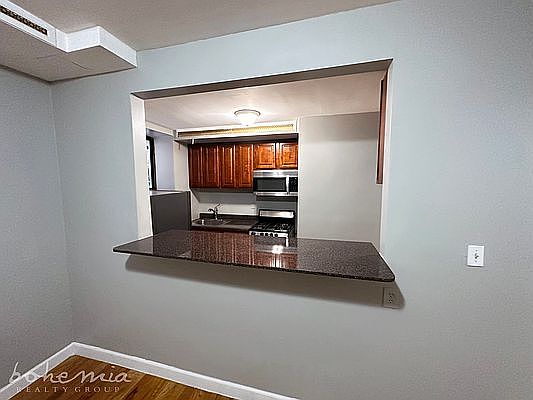 3rd image of 235 W 146th St #C2
