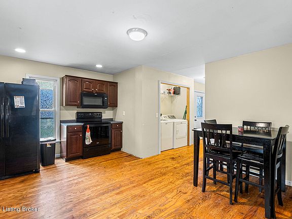 3rd image of 99 Olympia Dr