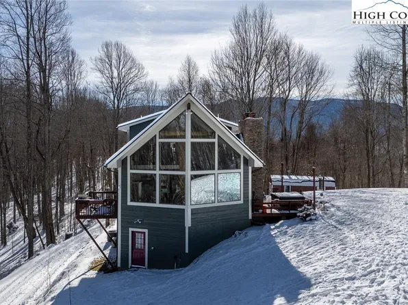 558 Perri Creek Way, Warrensville, NC 28693