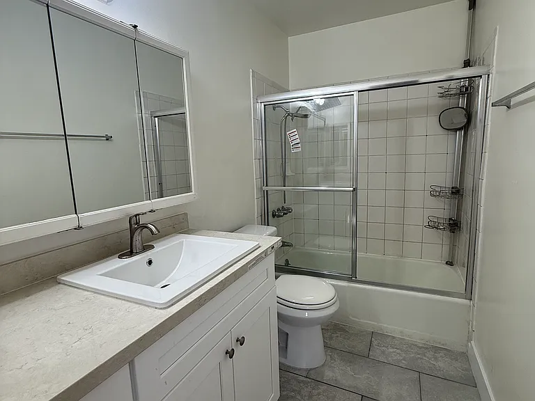 515 E Cedar Ave #A — Photo 5