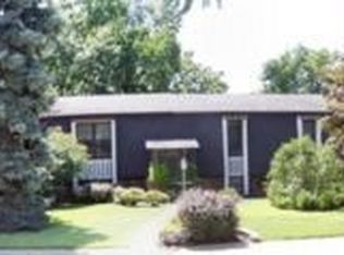209 Bershire Dr, Belleville, IL 62223