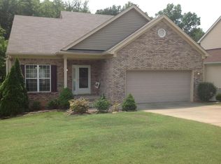 6214 Whispering Hills Blvd, Louisville, KY 40219