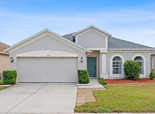 440 Sand Ridge Dr, Valrico, FL 33594