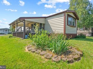 189 Upland Ct, North Wales, PA 19454