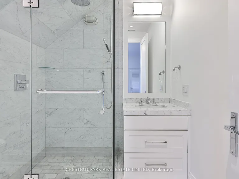 16 Scarth Rd #1 — Photo 32