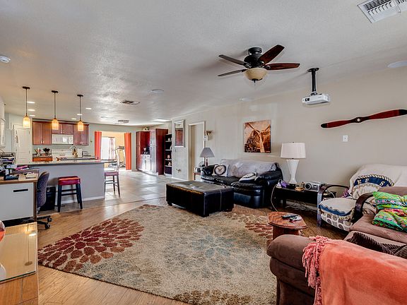 4th image of 3141 W Villa Theresa Dr