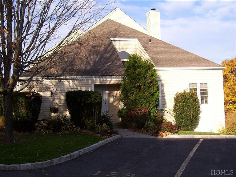 1st image of 129 Fairways Cres Unit 129