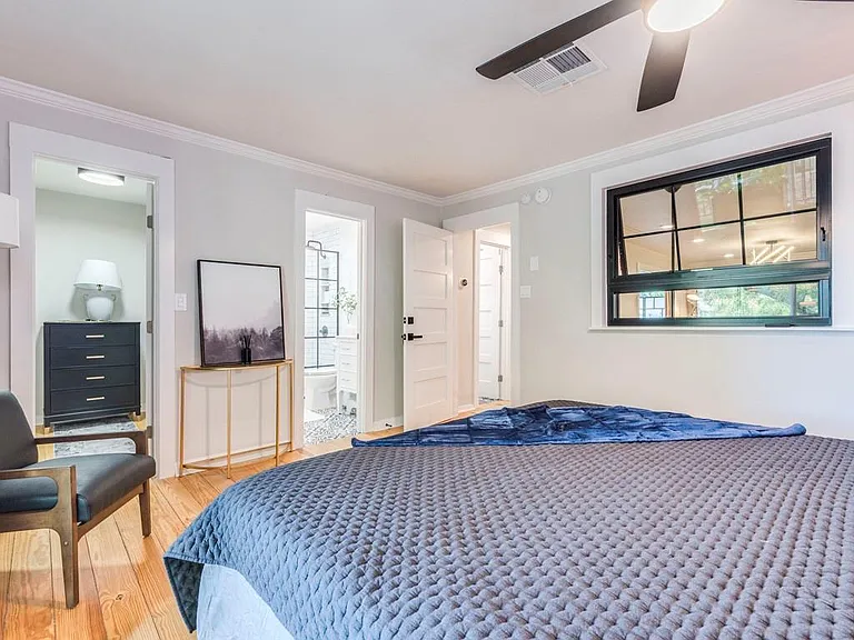 500 E Riverside Dr #206 — Photo 15