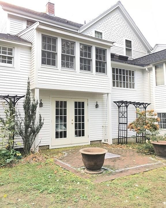 2nd image of 14 Maple Ave