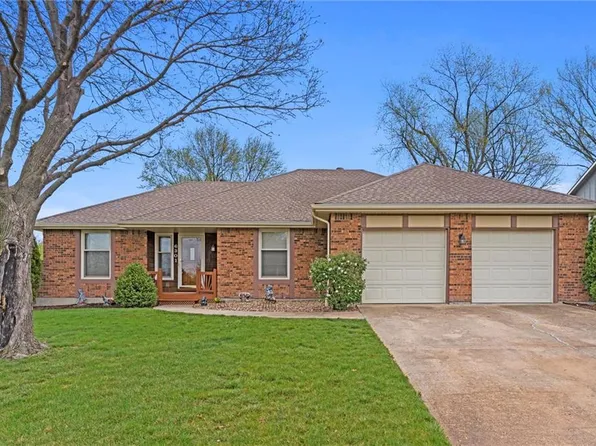6301 Oakview St, Shawnee, KS 66216