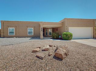 10416 Vista Del Sol Dr NW, Albuquerque, NM 87114