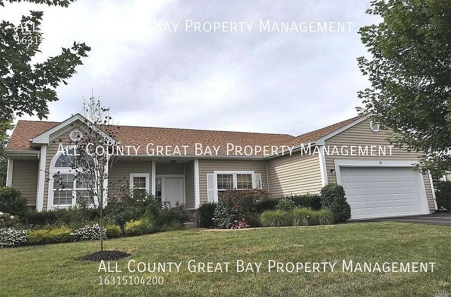1st image of 39 Country Woods Dr