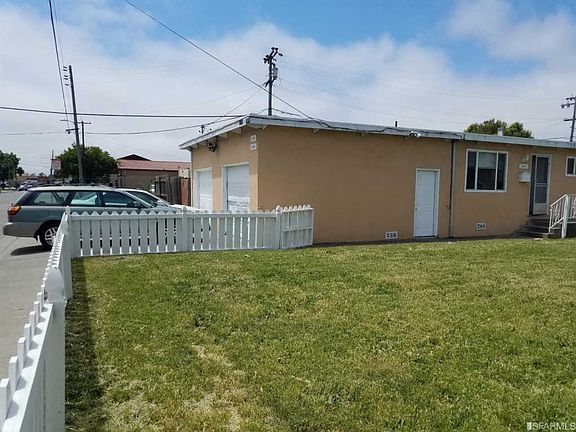 3rd image of 2805 Del Camino Dr