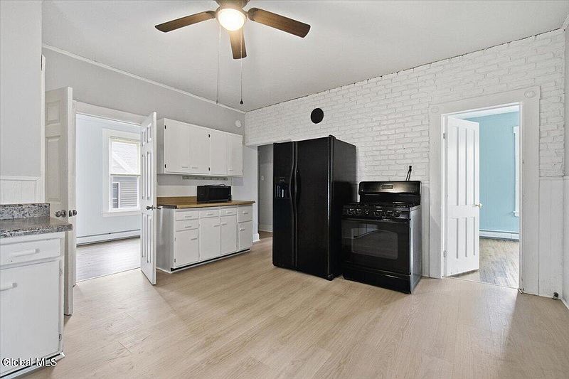 3rd image of 48 Storrie Street