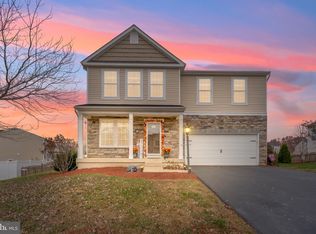 78 Charter Gate Dr, Fredericksburg, VA 22406