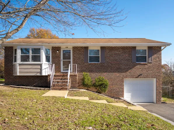 118 Perrin Ave, Rossville, GA 30741