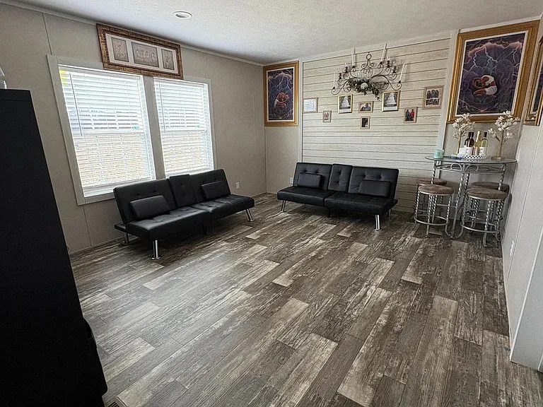 8236 Camden Rd — Photo 13