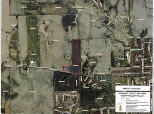 1196 W Hazel Ridge Rd, Elkhorn, WI 53121