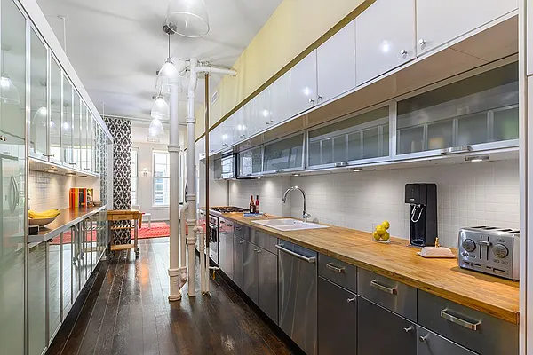 Rented by Compass | media 12