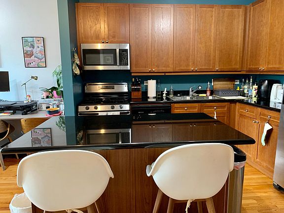 5th image of 1444 N Orleans St APT 6H