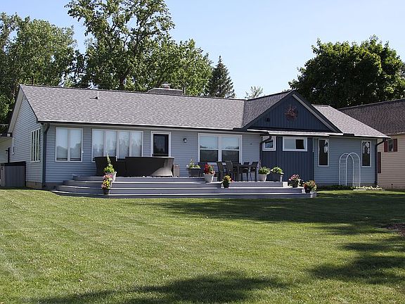 4th image of 14106 Moffett Dr