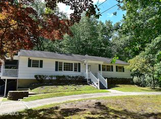 1160 Deal Rd, Ocean, NJ 07712