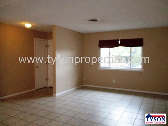 3rd image of 6105 Brenda Ave NE