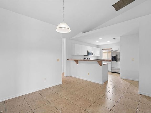 5th image of 8220 Pennsylvania BLVD