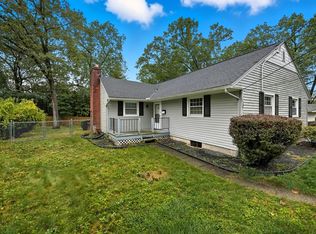 75 Carnavon Cir, Springfield, MA 01109