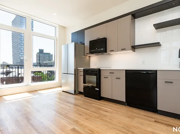 899 Fulton Street image 1 of 23