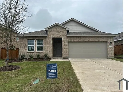 5 bed, 2223 sqft, $4,000 — Photo 1
