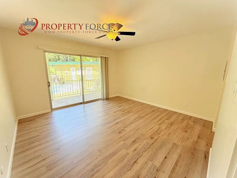 15 Mulberry Ct — Photo 33