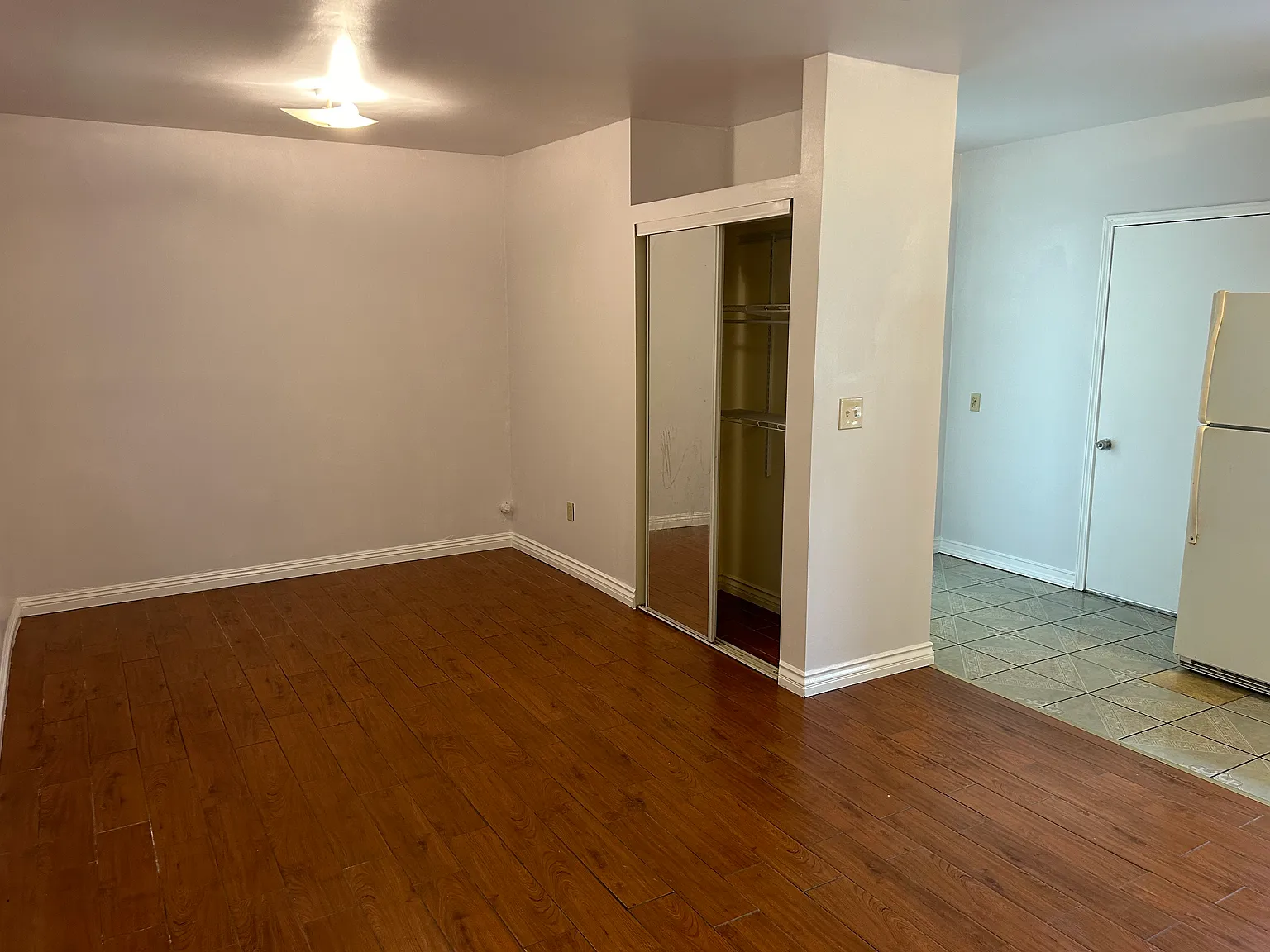 2721 W 82nd Pl — Photo 3