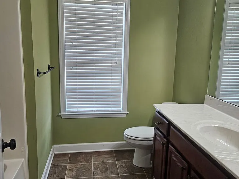 204 Twilight Dr — Photo 15
