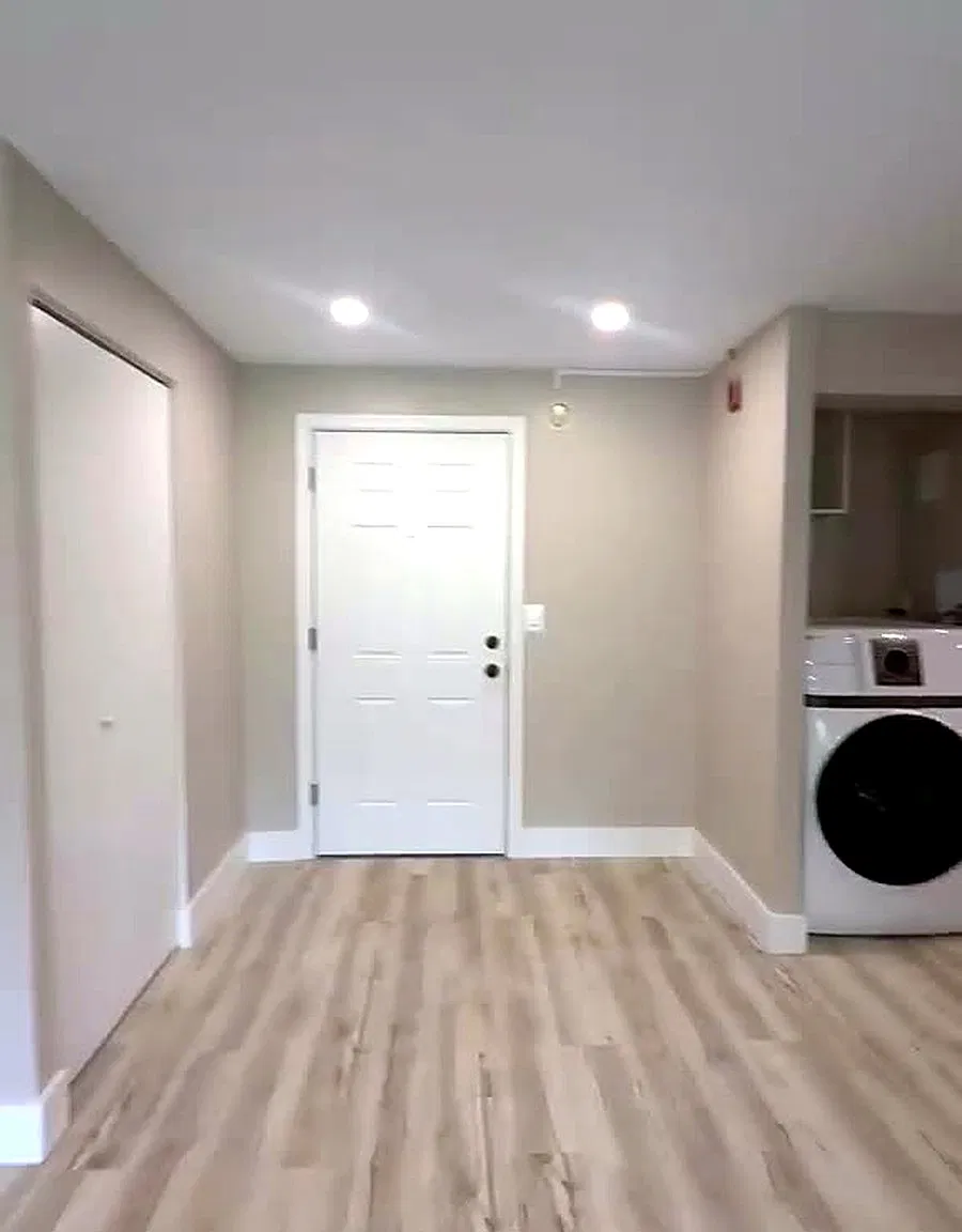 3 bed, 1100 sqft, $3,100 — Photo 1