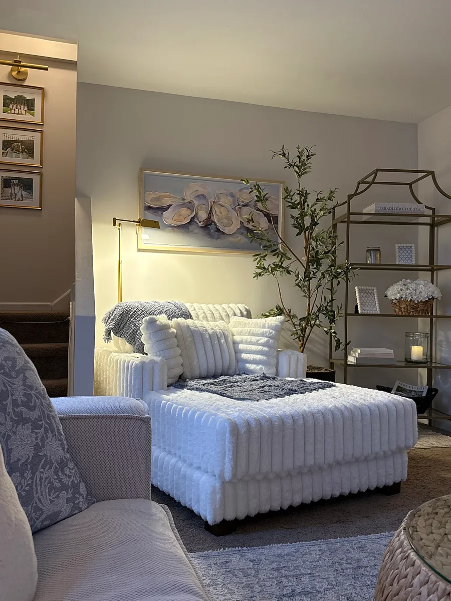 living room arm chair - 6 3rd St #2