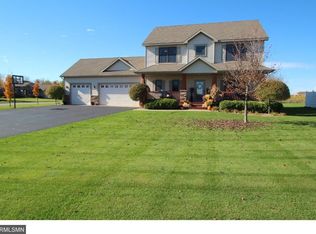 1268 Huntington Dr, Sartell, MN 56377