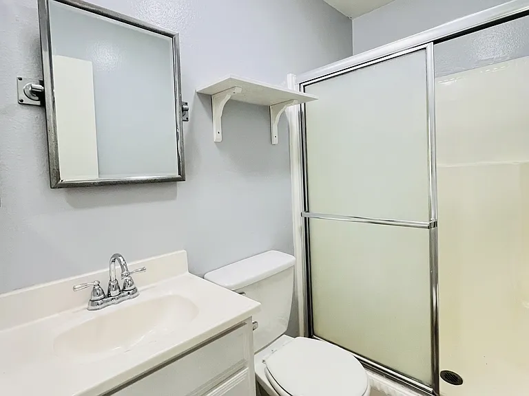 2521 W Sunflower Ave #R1 — Photo 14