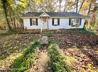 1028 Fisher Ln, Mount Washington, KY 40047