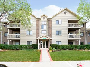 8820 Yardley Ct APT 102, Indianapolis, IN