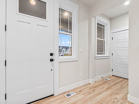 4th image of 11858 W Piazza St