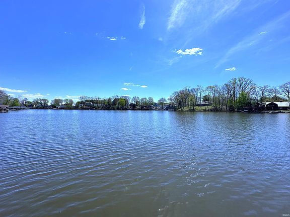 4th image of 4994 E Bay Front Ct