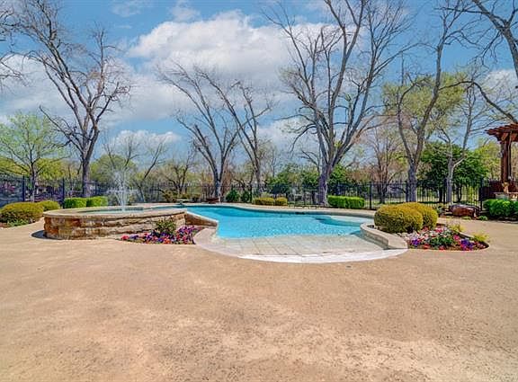 3rd image of 5120 Corinthian Bay Dr