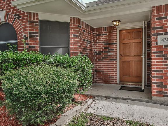 2nd image of 4219 Lakewood Dr