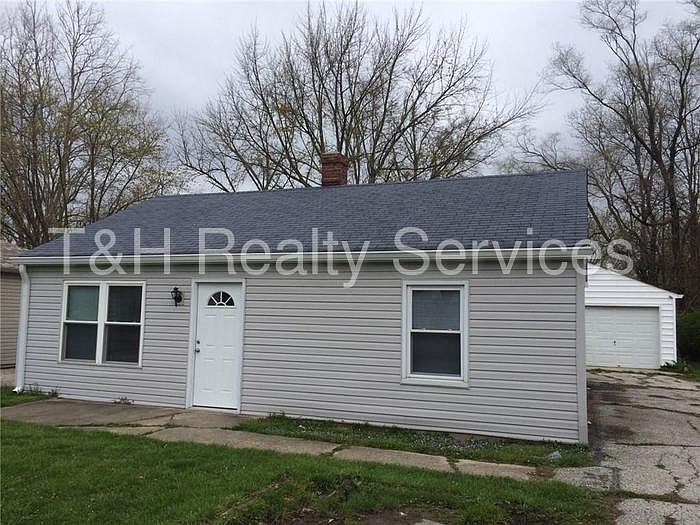 1st image of 2232 Whalen Ave