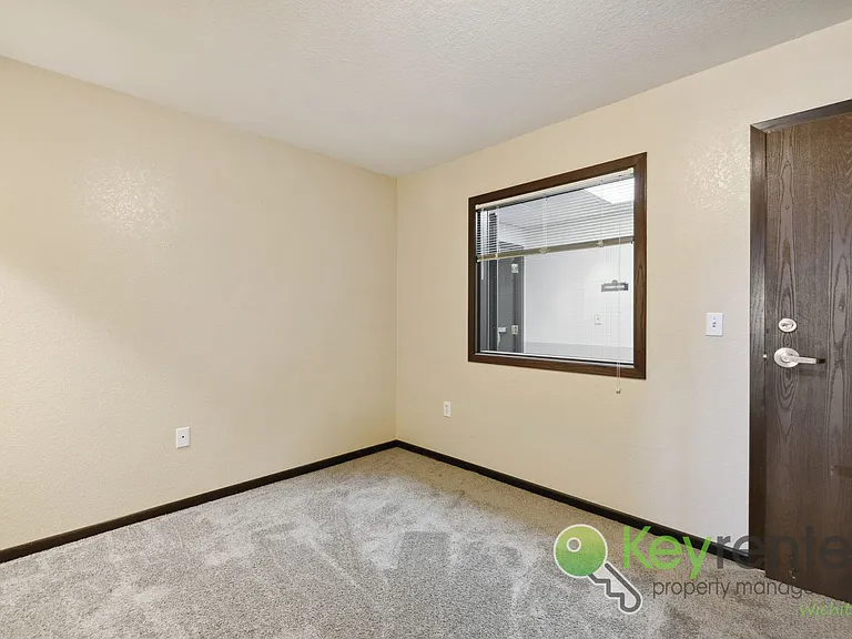 1411 S Douglas Ave #110 — Photo 5