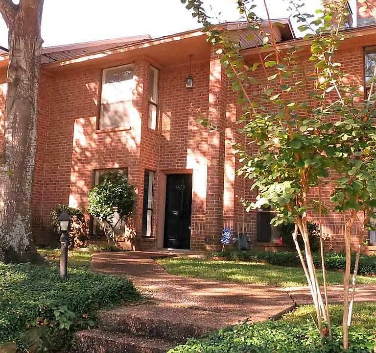 1st image of 5823 Hollytree Dr