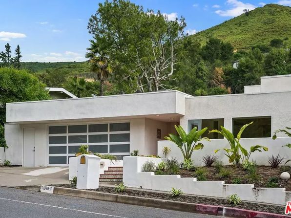 1248 Bienveneda Ave