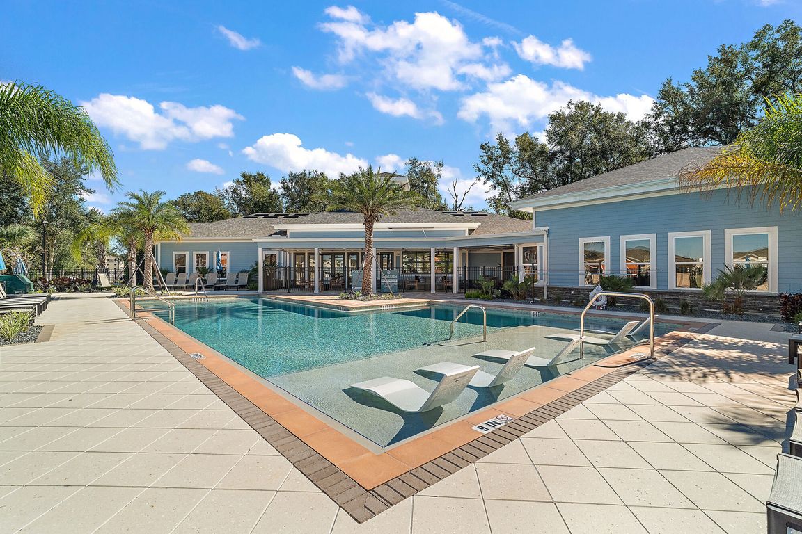 Solamar Wildwood apartments community photo