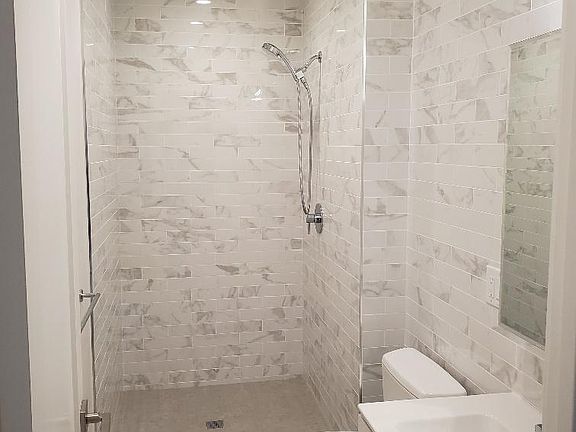 4th image of 1740 Broadway APT 402